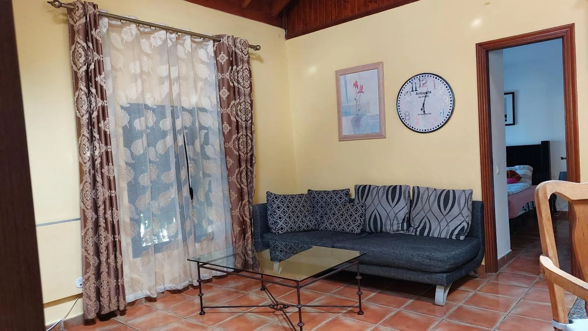 Apartment Holiday Home To The Street With Big Kitchen Icod De Los Vinos Spain