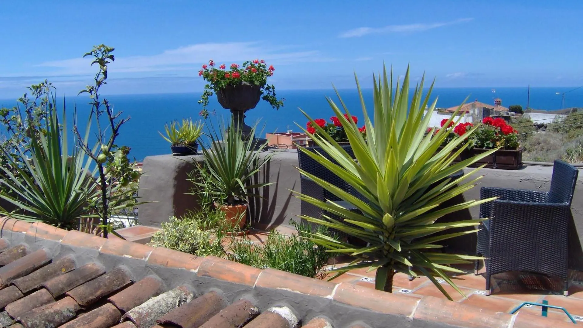Holiday Home To The Street With Big Kitchen Icod De Los Vinos