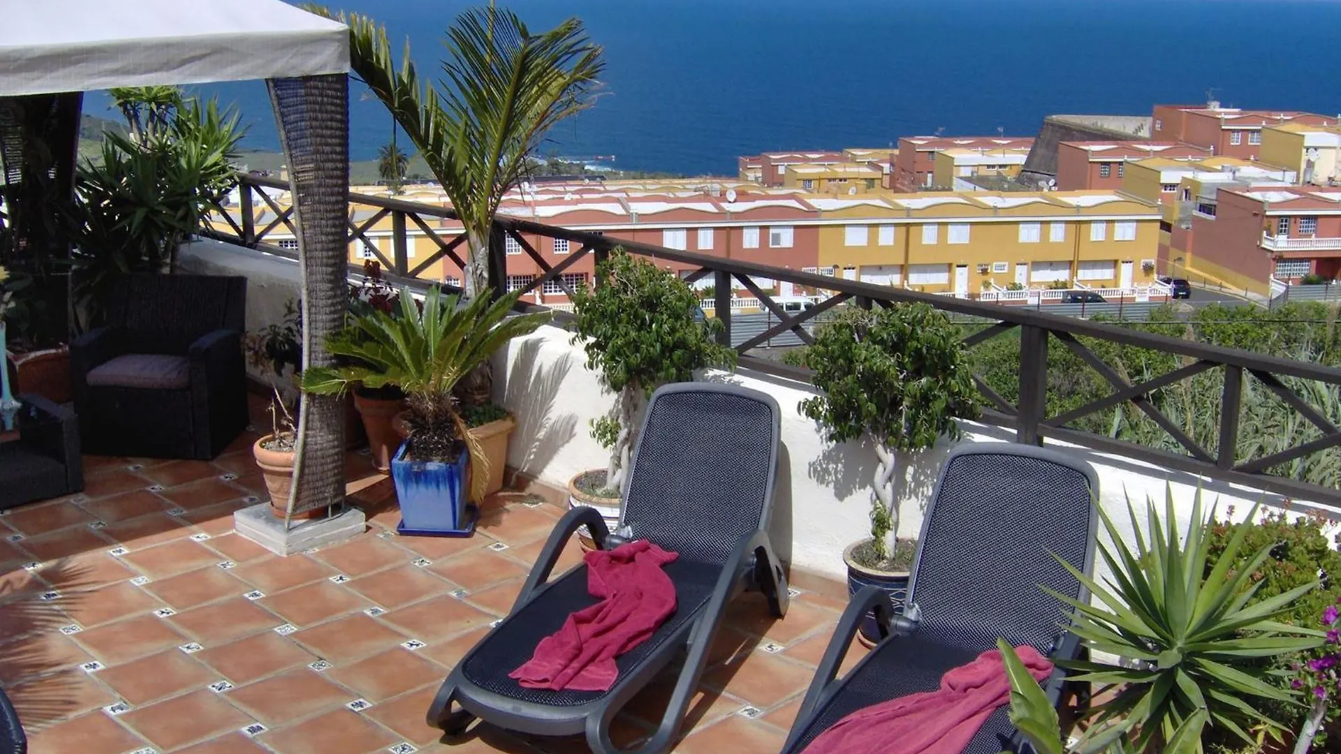 Holiday Home To The Street With Big Kitchen Icod De Los Vinos